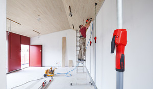 BESSEY_STE/STE_work_man_roomc75_1
