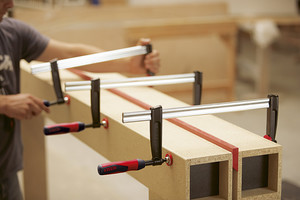 BESSEY_TPN-BE-2K_1/TPN-BE-2K_work_man_wood_1_3_2